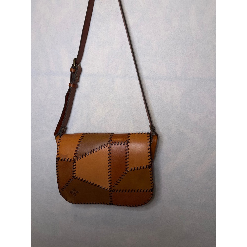 Patricia Nash
Patchwork Positano‎ Square Saddle Bag